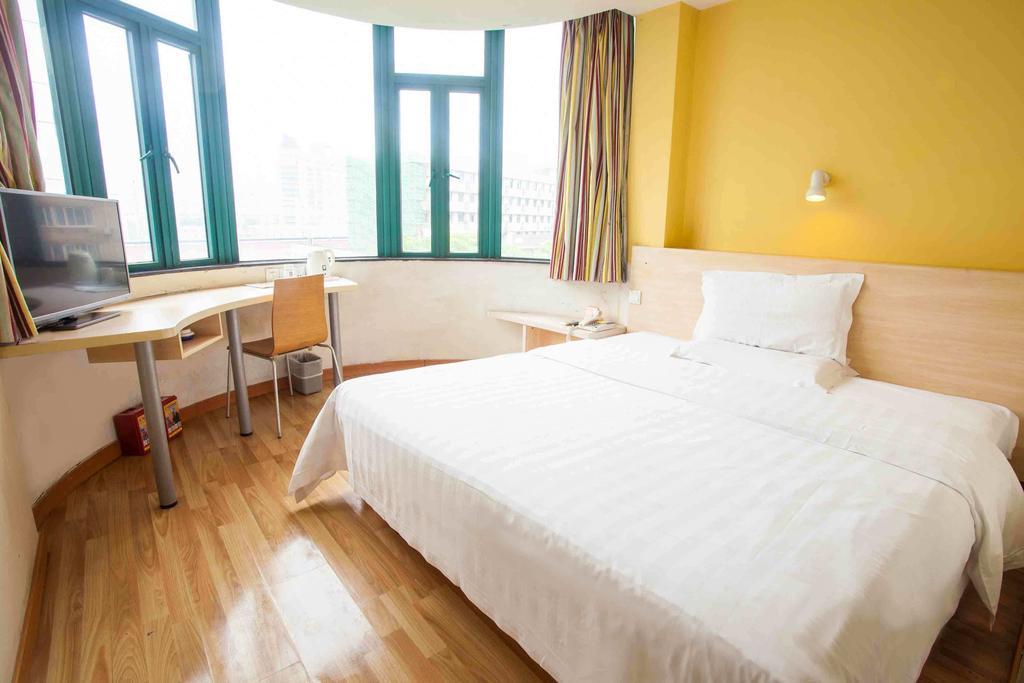 Hotel 7Days Premium Luoyang Peony Square Branch Chambre photo